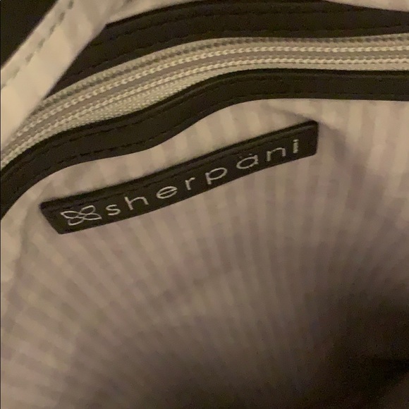 Hadley by Sherpani Tote Bag - Picture 5 of 7